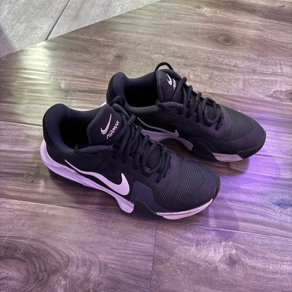 EUC Nike Airmax Shoes
